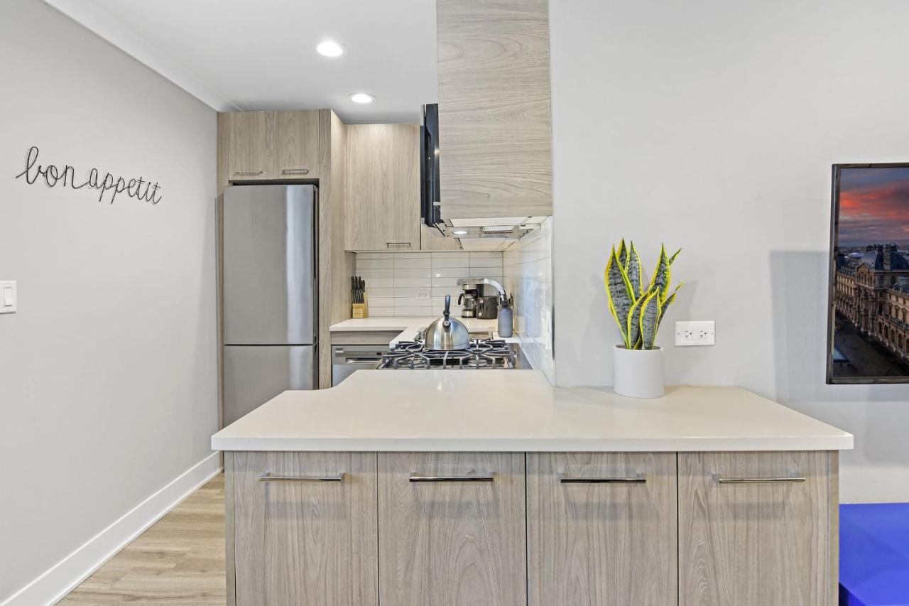 Sophisticated Studio Apartment With Modern Kitchen - Oakdale Od2 Rep Chicago Exterior foto
